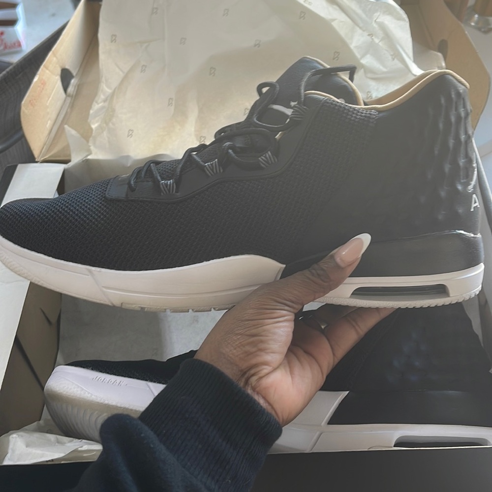 Men’s Jordan Academy size 14